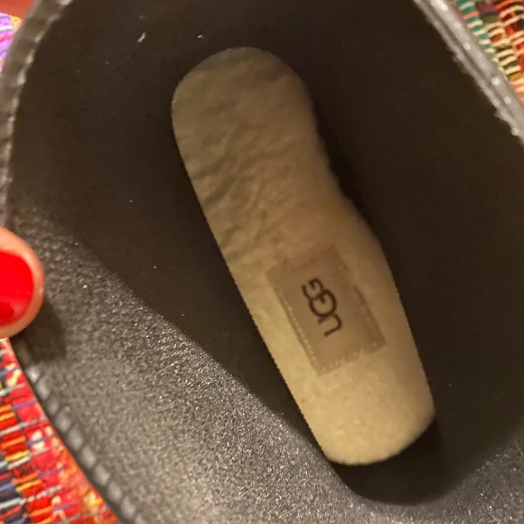 Black UGG rain boots with fur insole - Picture 2 of 6